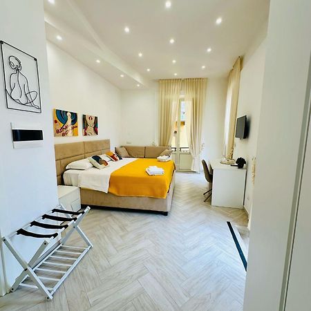Flo' Hotel Napoli Eksteriør billede