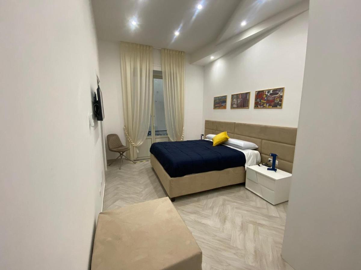 Flo' Hotel Napoli Eksteriør billede
