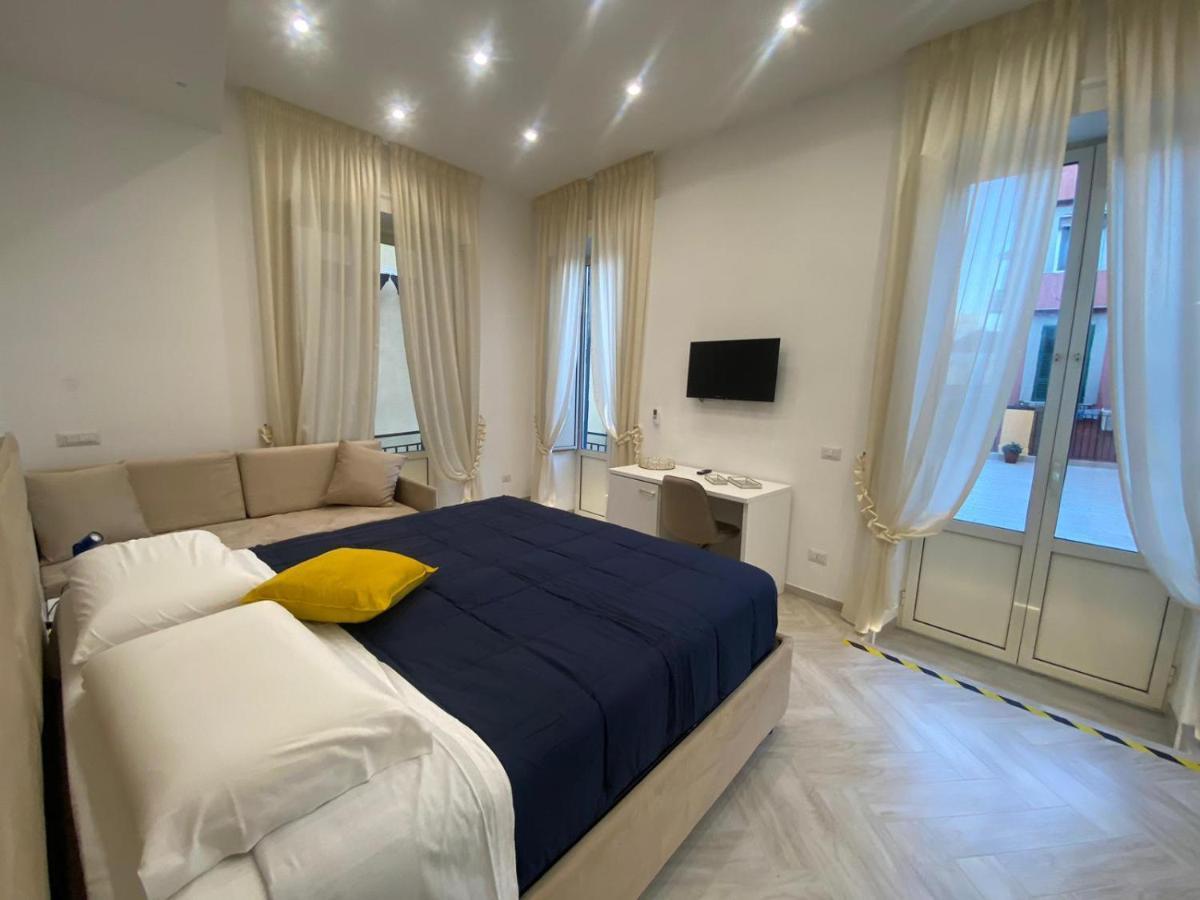 Flo' Hotel Napoli Eksteriør billede