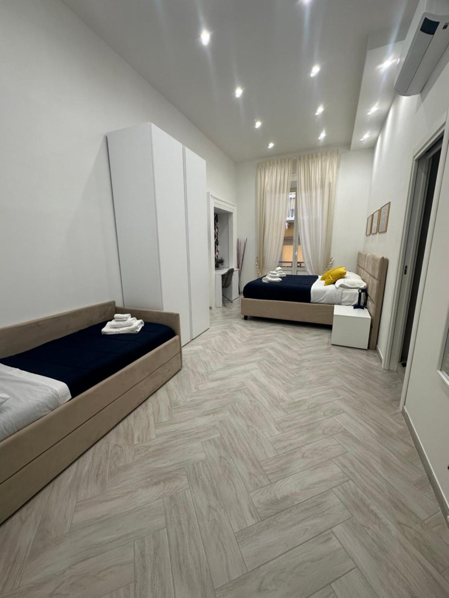 Flo' Hotel Napoli Eksteriør billede