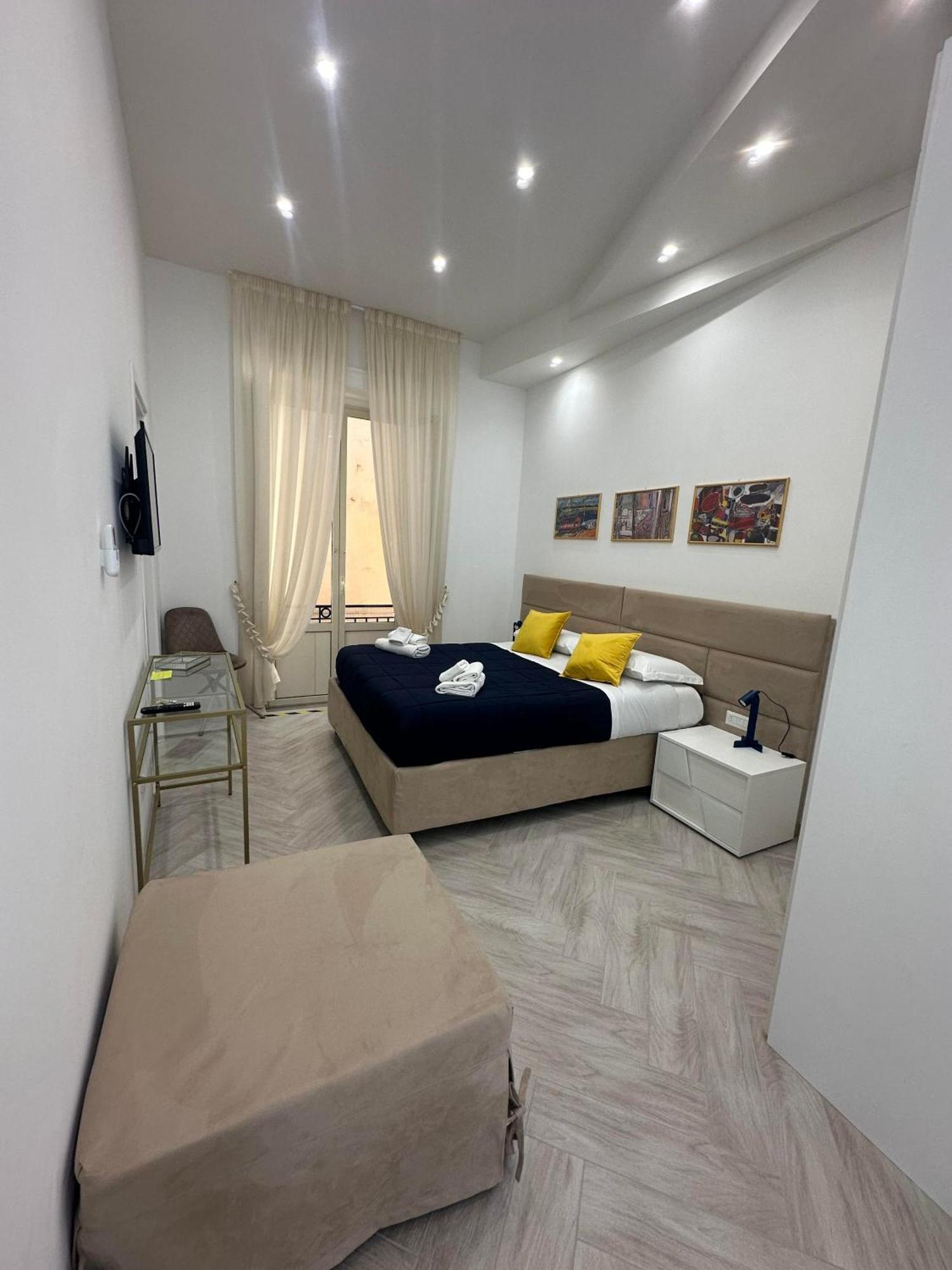 Flo' Hotel Napoli Eksteriør billede