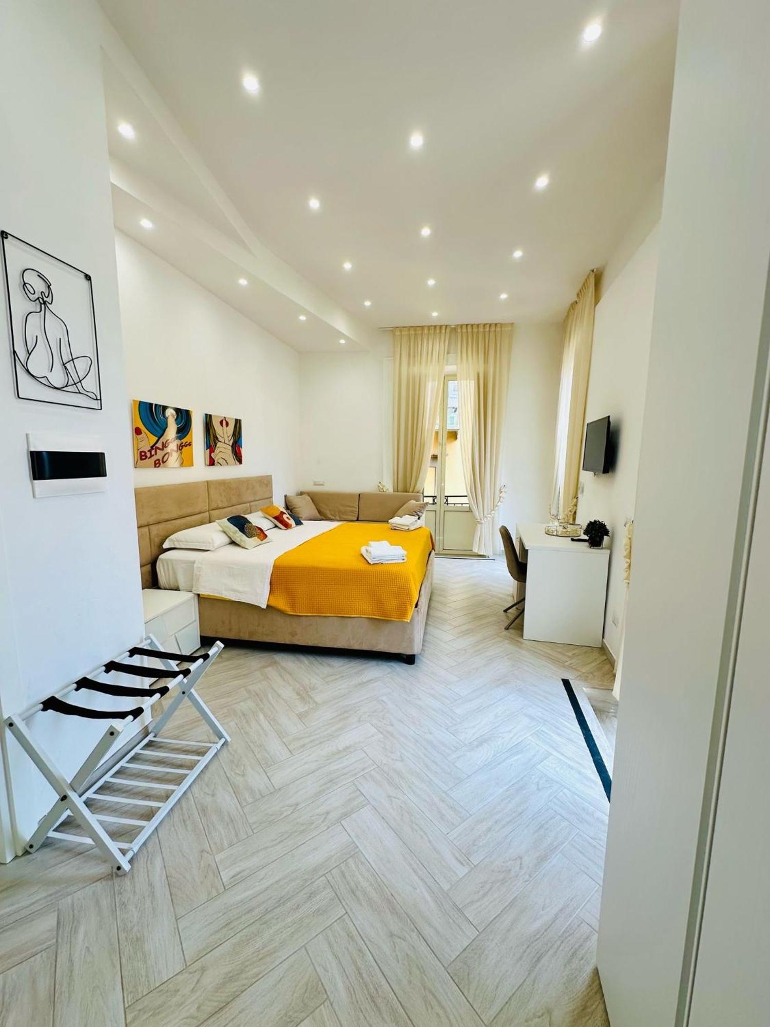 Flo' Hotel Napoli Eksteriør billede